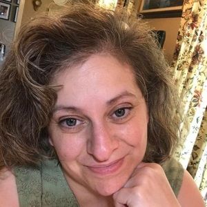 Meet your Posher, Julia
